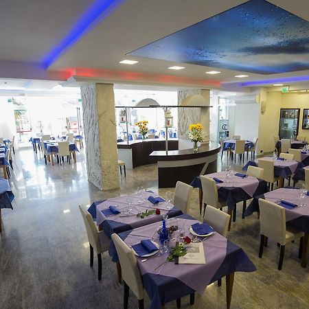 Hotel Roma Marina di Massa Dış mekan fotoğraf