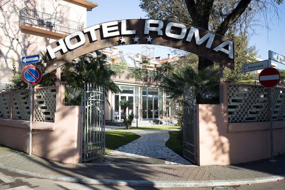 Hotel Roma Marina di Massa Dış mekan fotoğraf