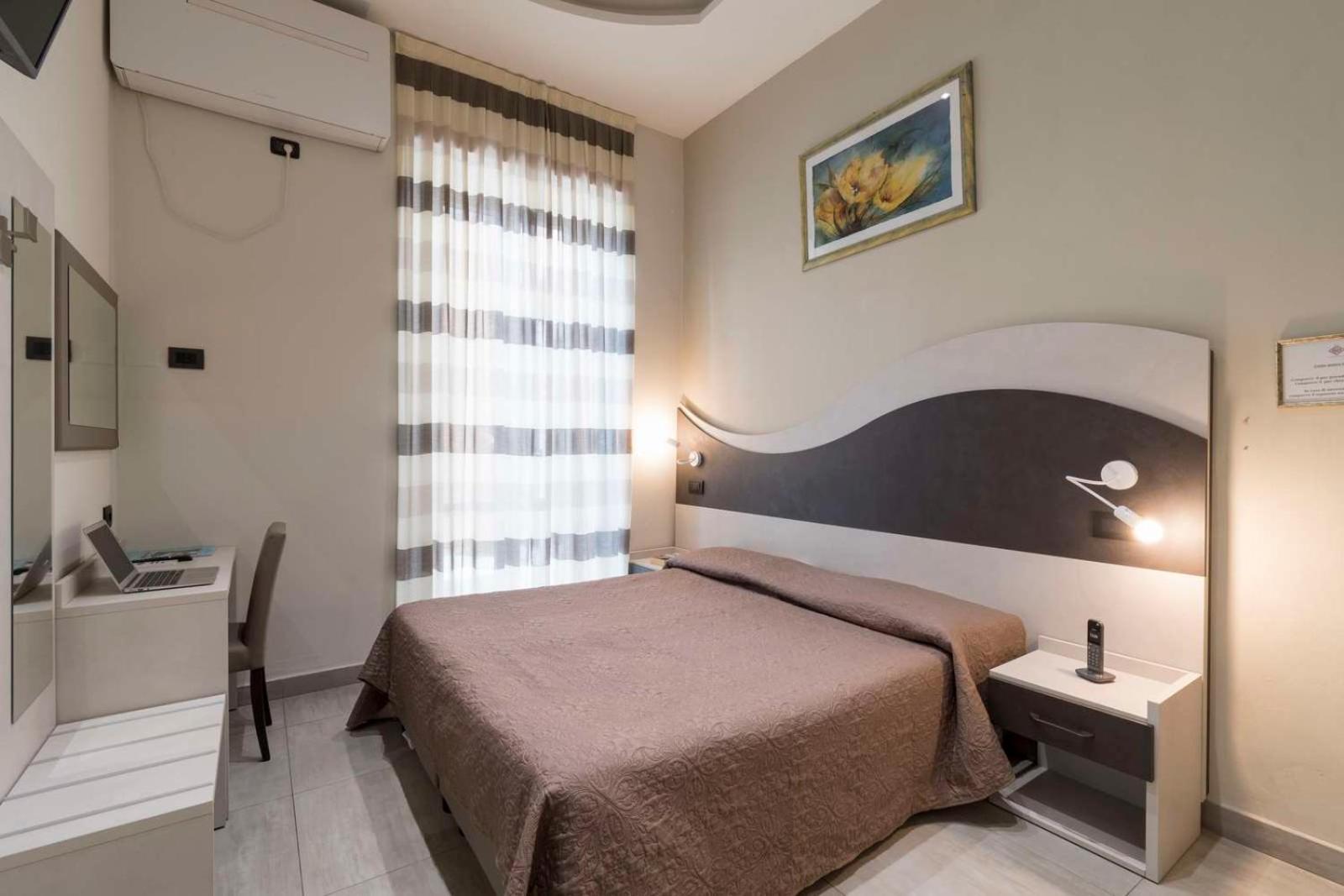 Hotel Roma Marina di Massa Dış mekan fotoğraf
