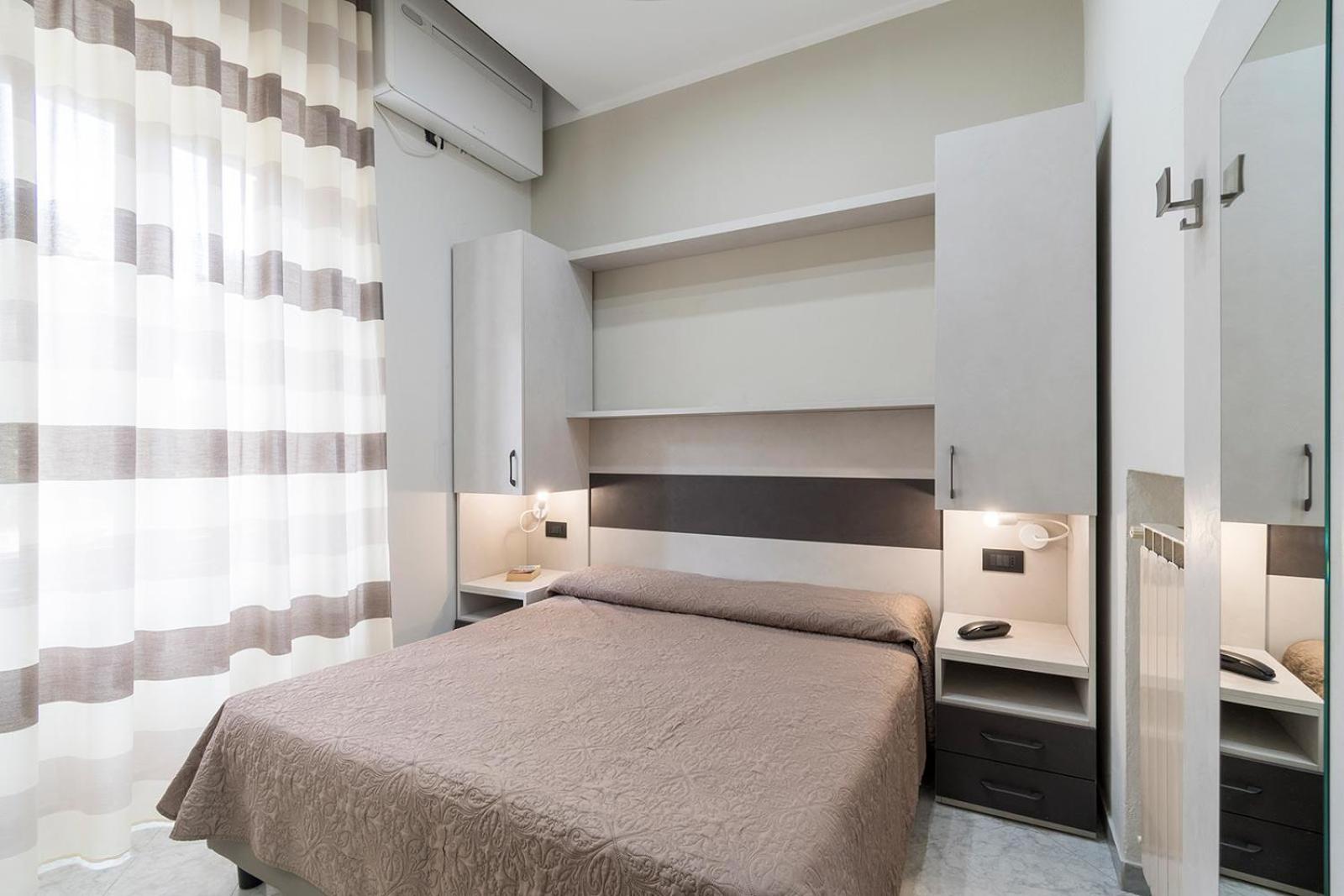 Hotel Roma Marina di Massa Dış mekan fotoğraf